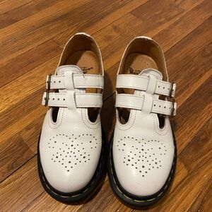 Dr. Martens 8065 Mary Jane’s